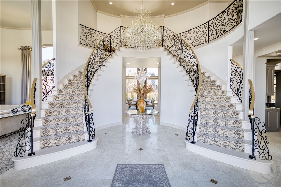 2514 Ridgewood Lane