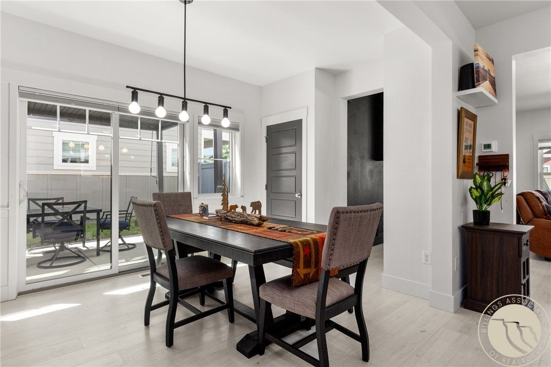 1829 Island View Drive