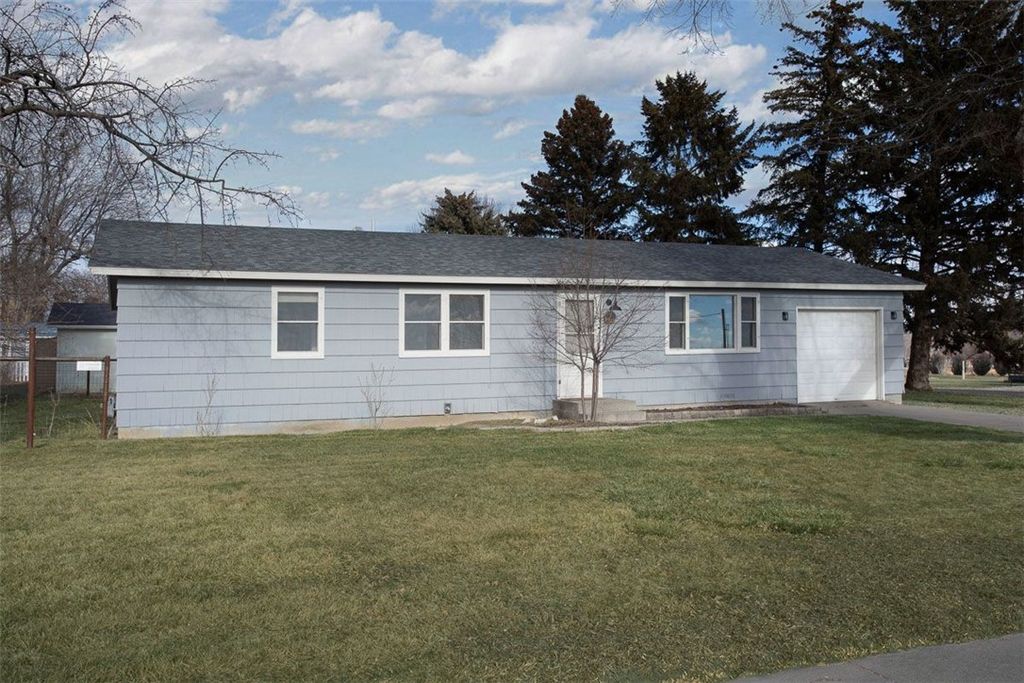 Photo of 201 Fairlane Avenue, Bridger, MT 59014 (MLS # 357118)
