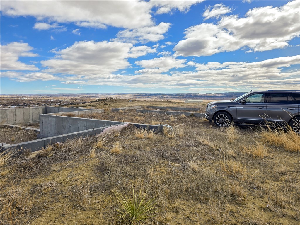 3801 Windy Point Way