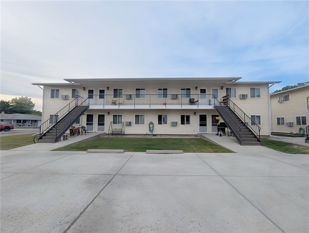 2465 2nd Street