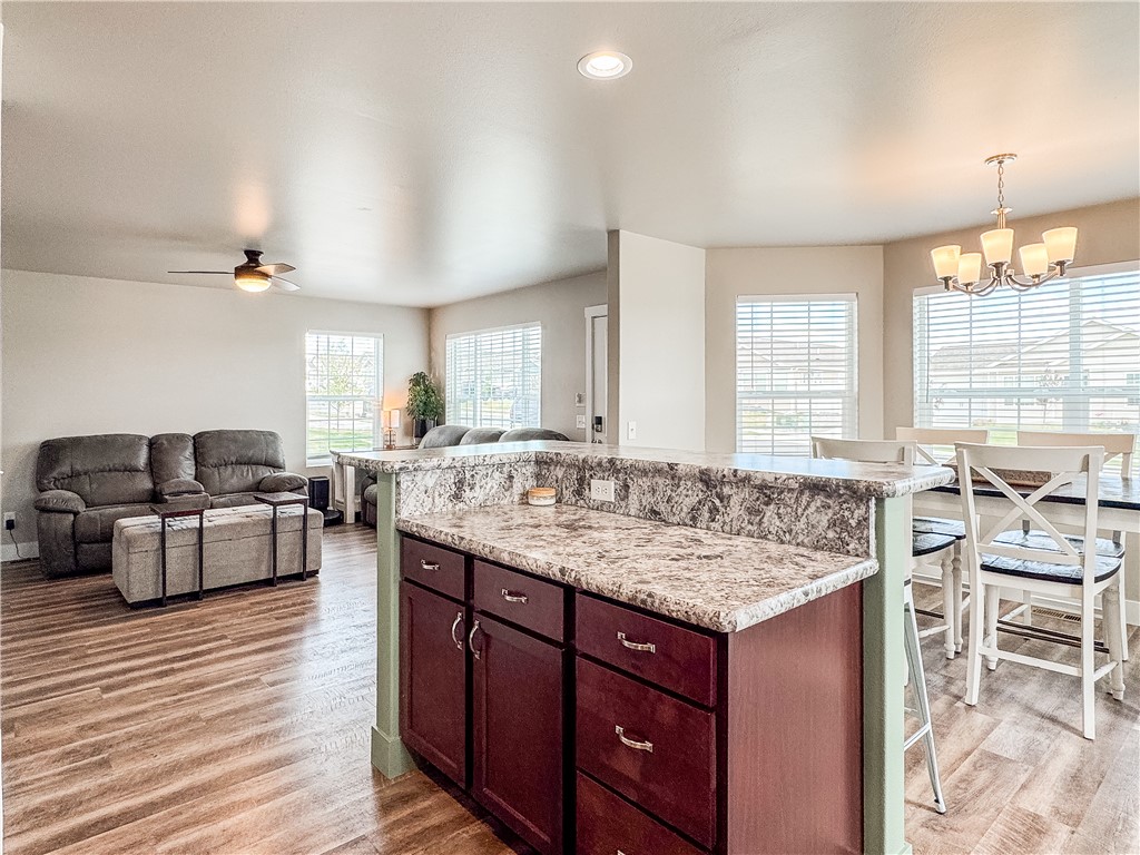 812 Presidio Lane