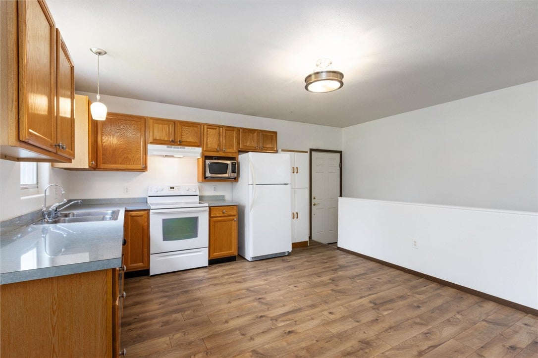 3390 Canyon Drive D17