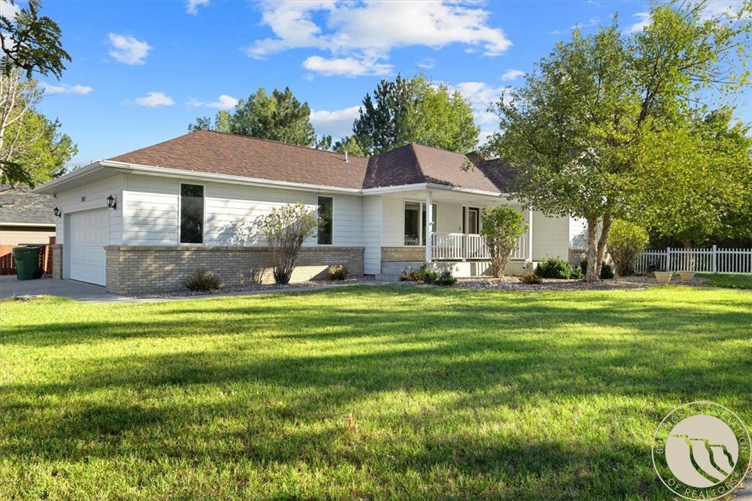 2743 Troon Circle