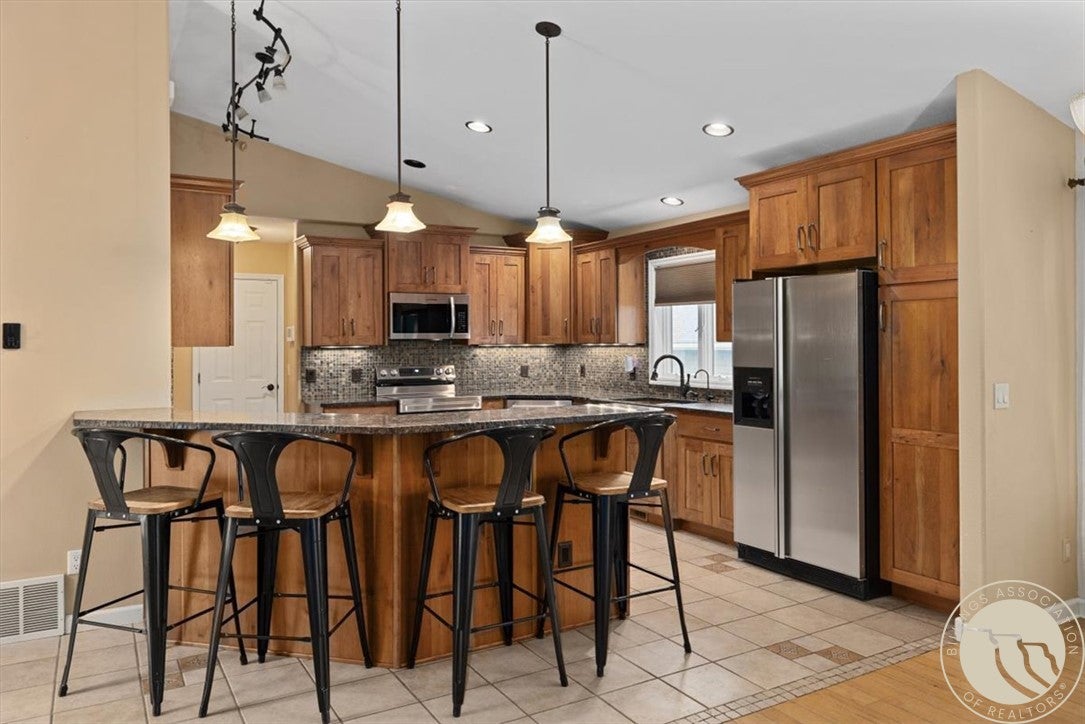 2743 Troon Circle