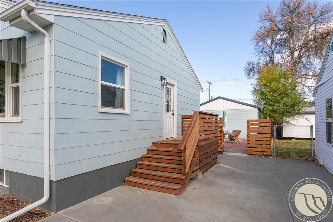 1723 Alderson Avenue