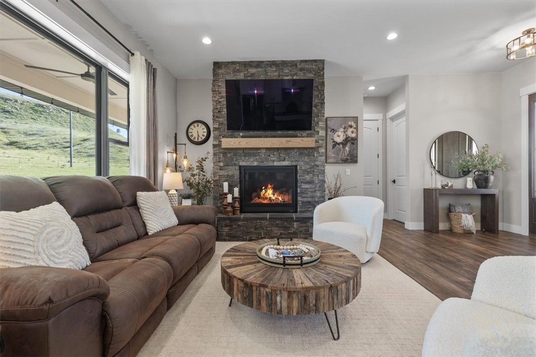 3840 Dylan Drive