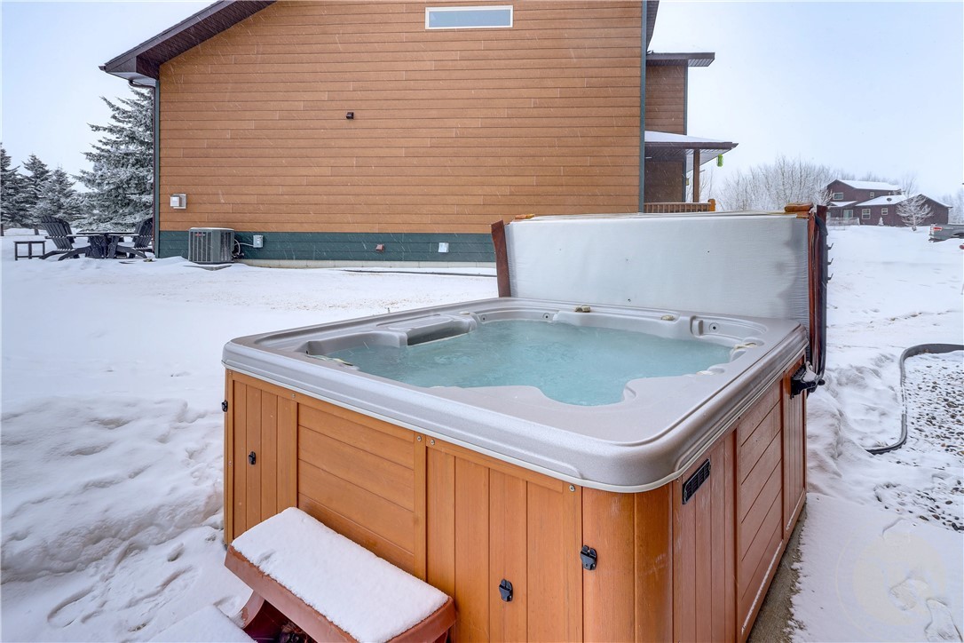 Red Lodge, Montana 59068, United States, 3 Bedrooms Bedrooms, ,2 BathroomsBathrooms,Residential,Contingent,78188