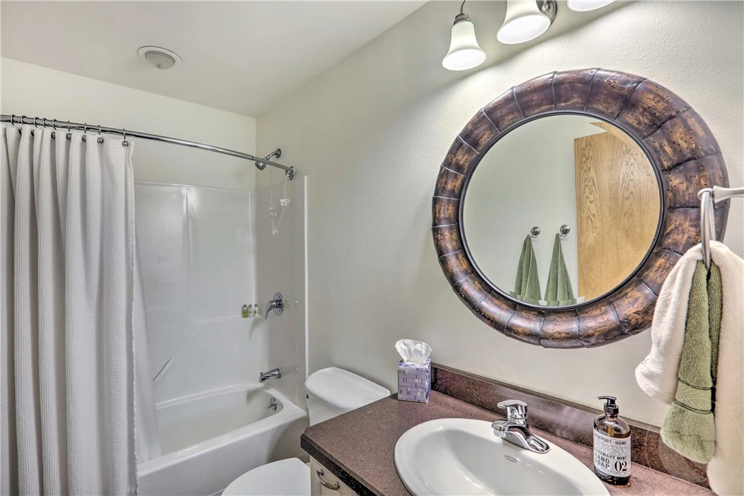 Red Lodge, Montana 59068, United States, 3 Bedrooms Bedrooms, ,2 BathroomsBathrooms,Residential,Contingent,78188