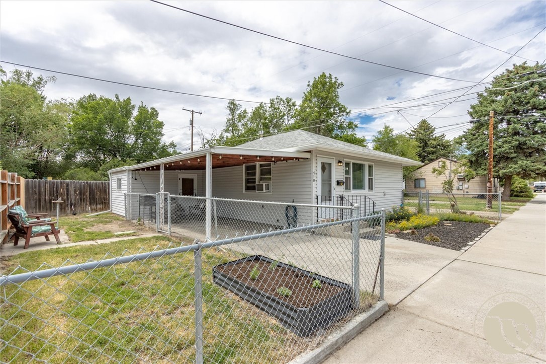 410 9th Street W