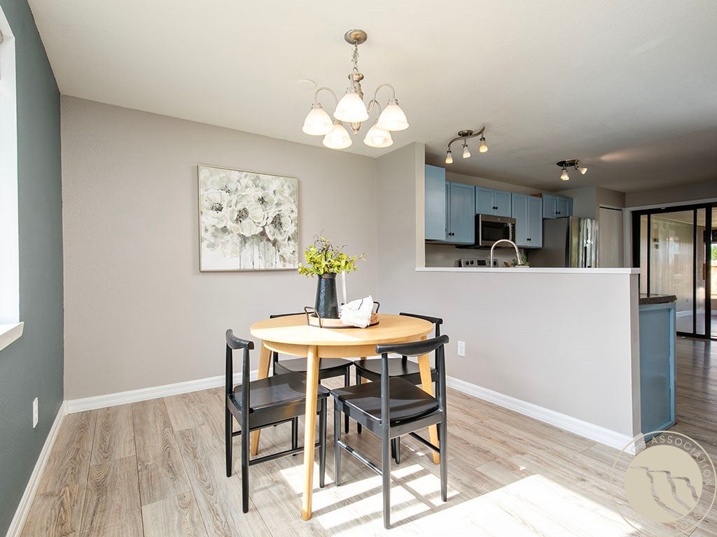 3471 Windmill Circle