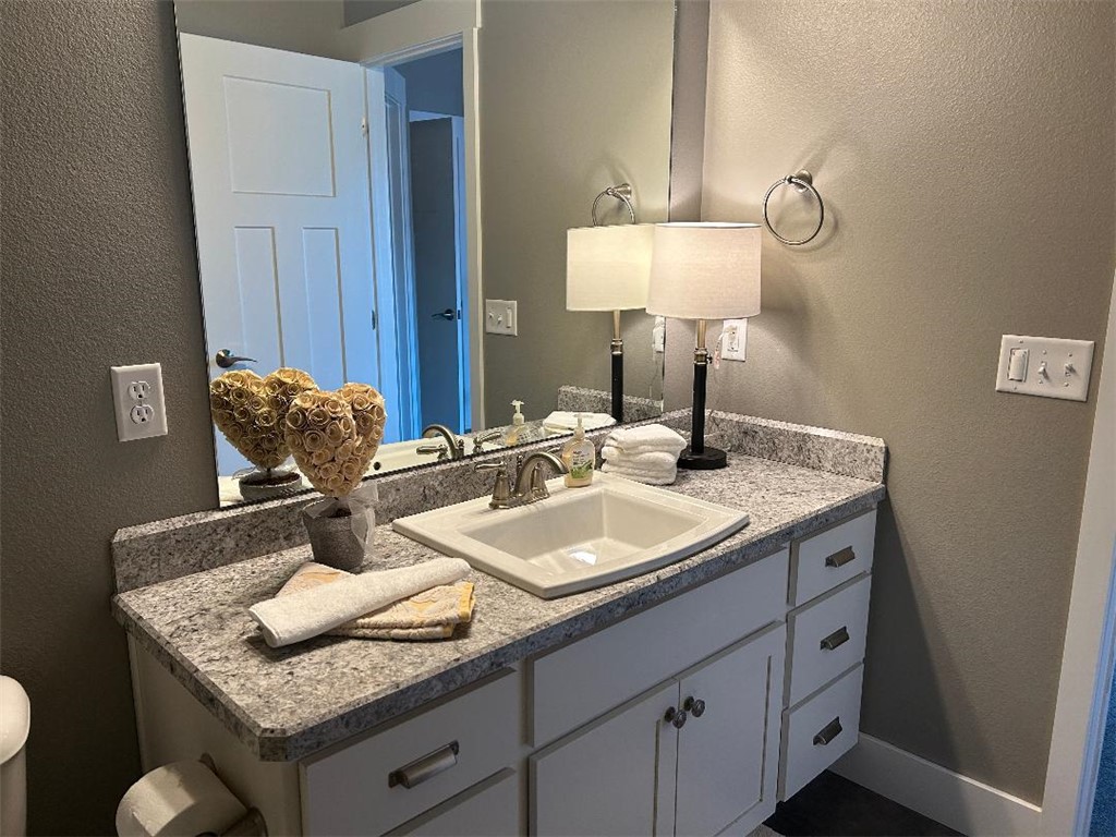 1813 Island View Drive