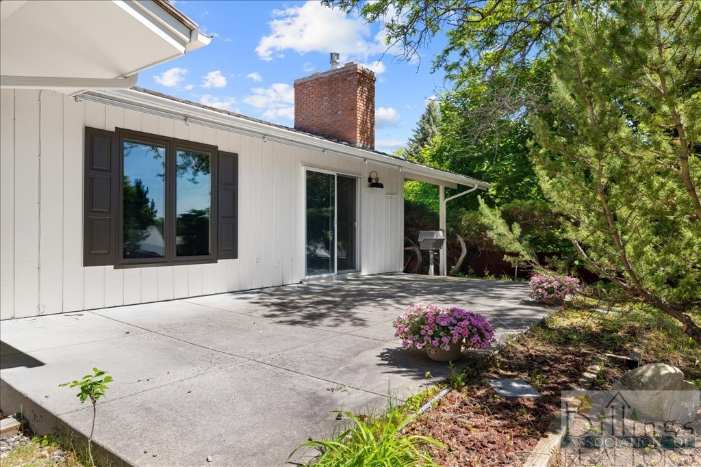 Billings, Montana 59102, United States, 3 Bedrooms Bedrooms, ,3 BathroomsBathrooms,Residential,Contingent,55695