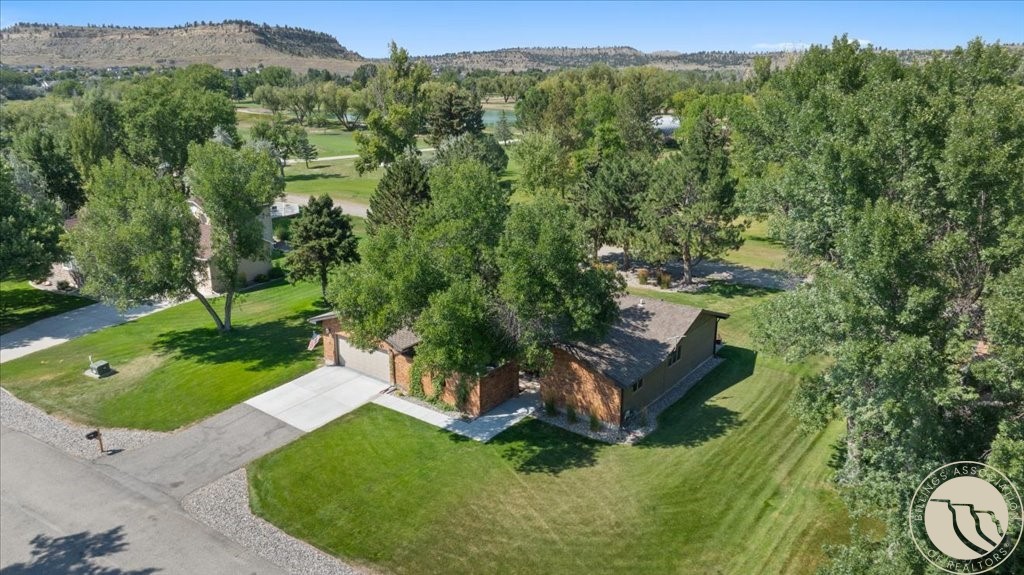 3035 Arnold Palmer Drive