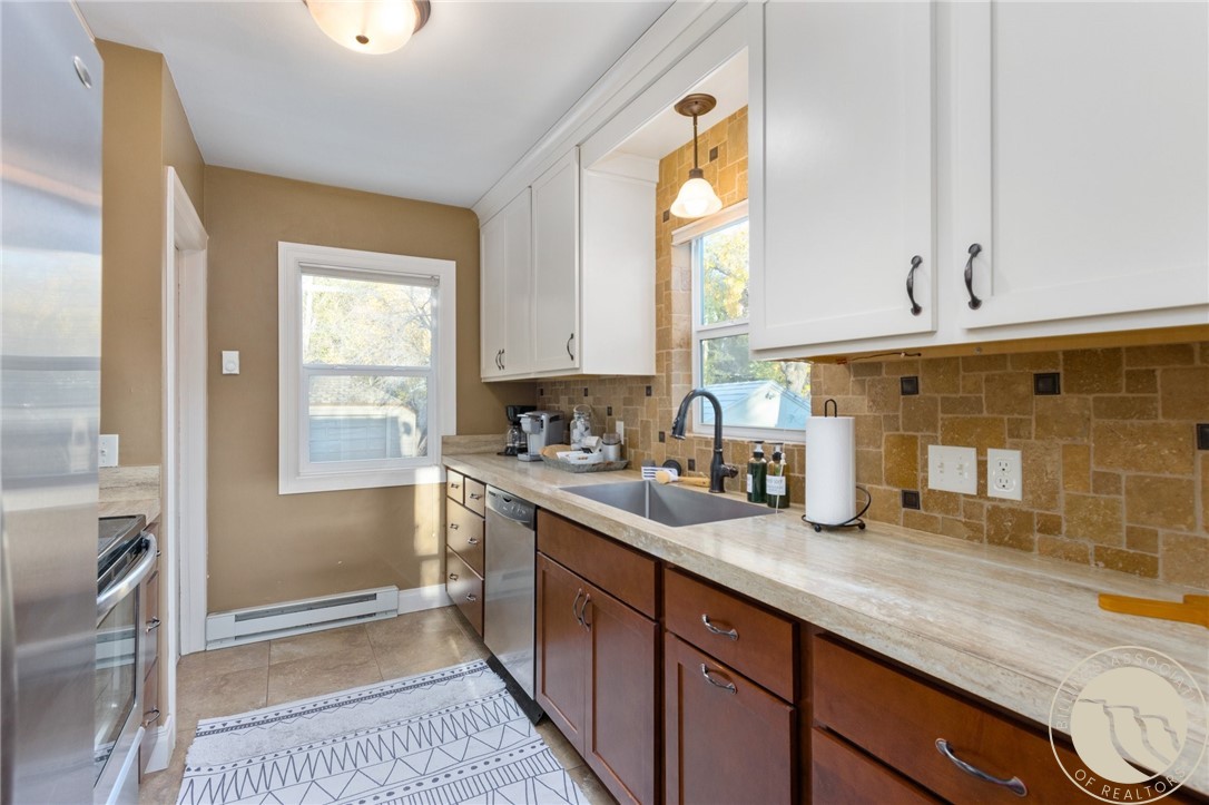 1143 N 24th
