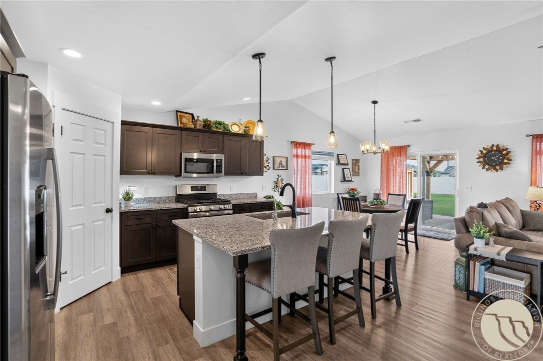 4628 Leading Light Lane