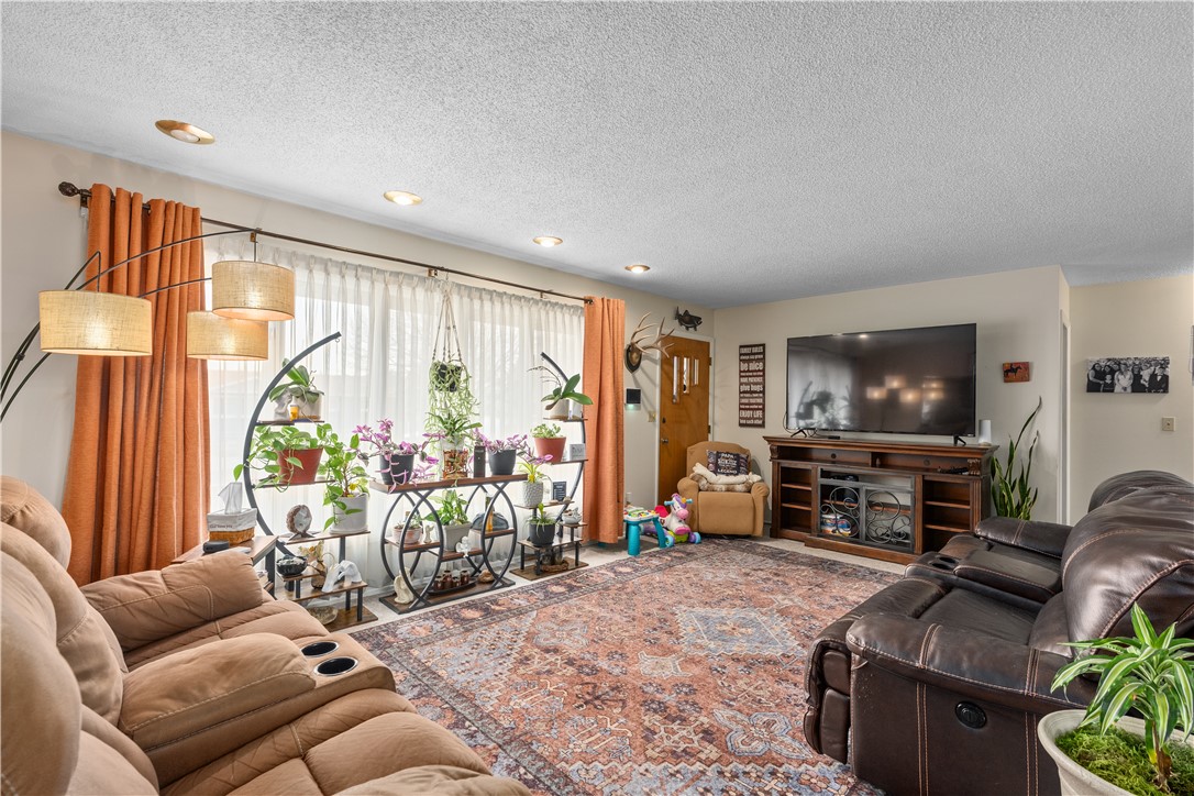 4237 Clevenger Avenue