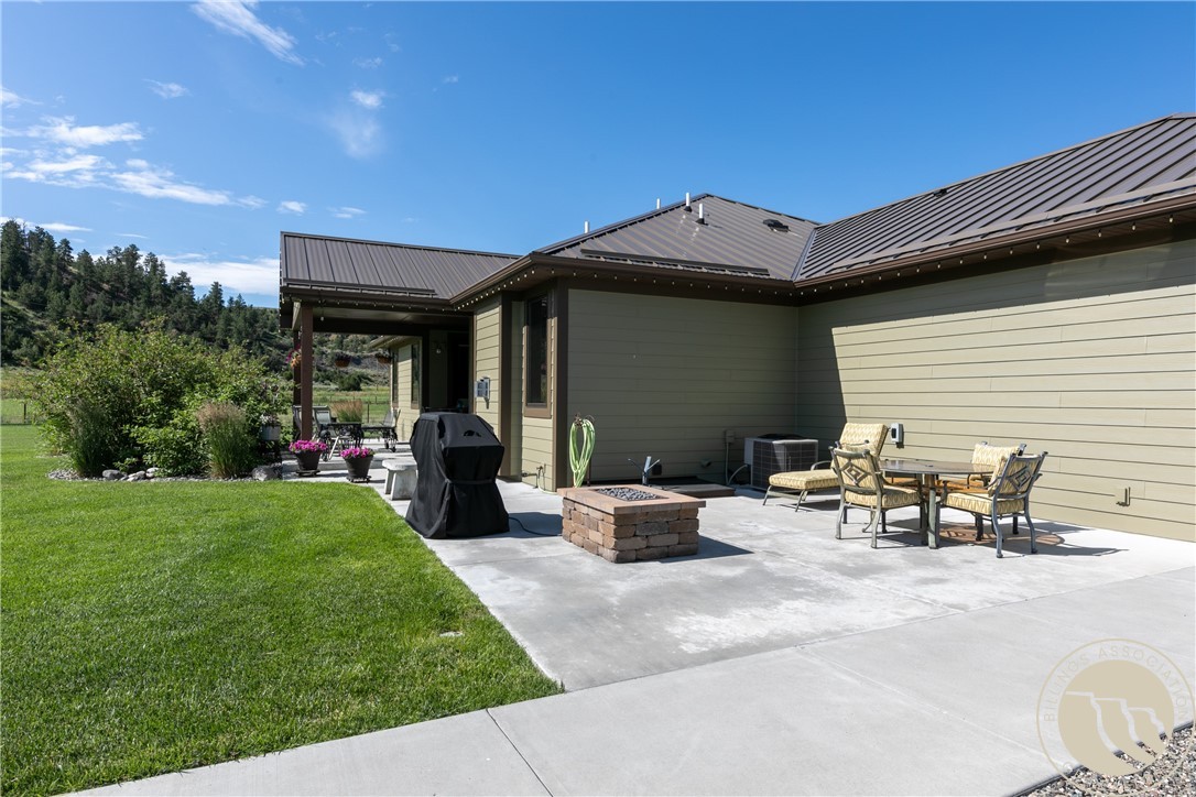 615 Labrador Drive
