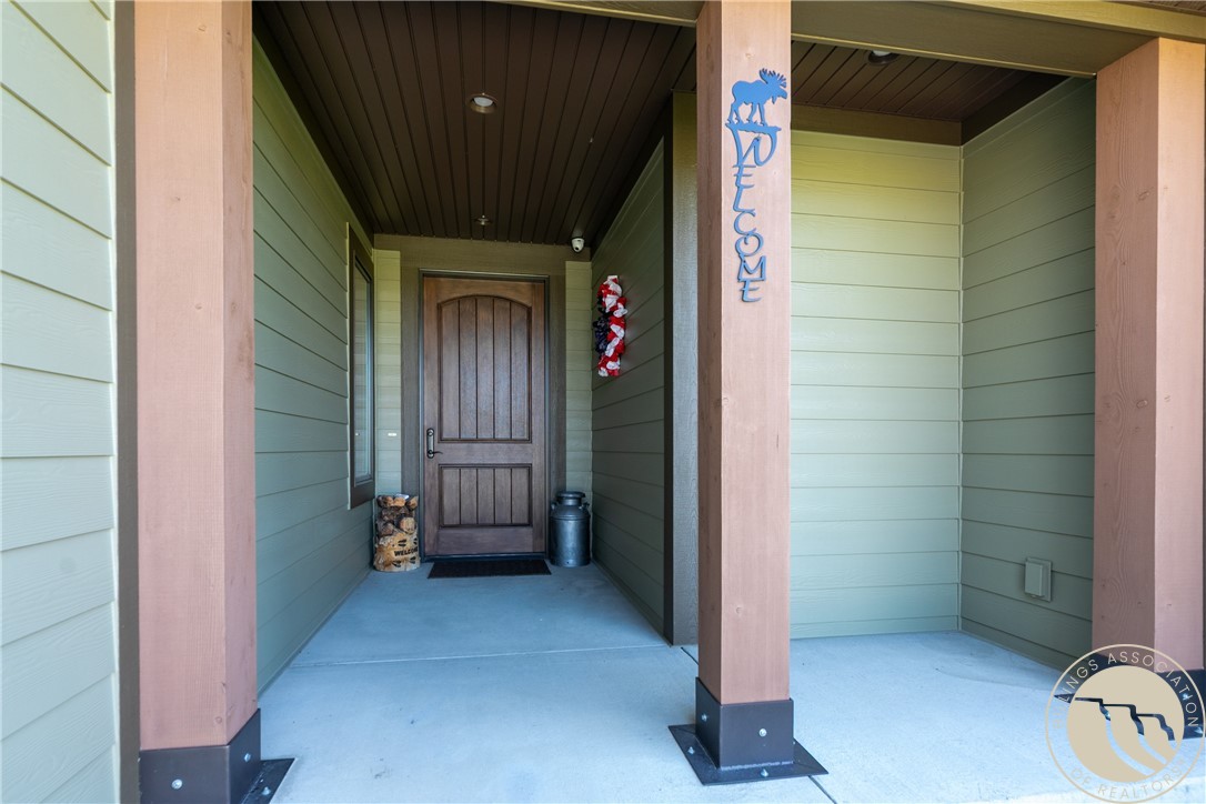 615 Labrador Drive