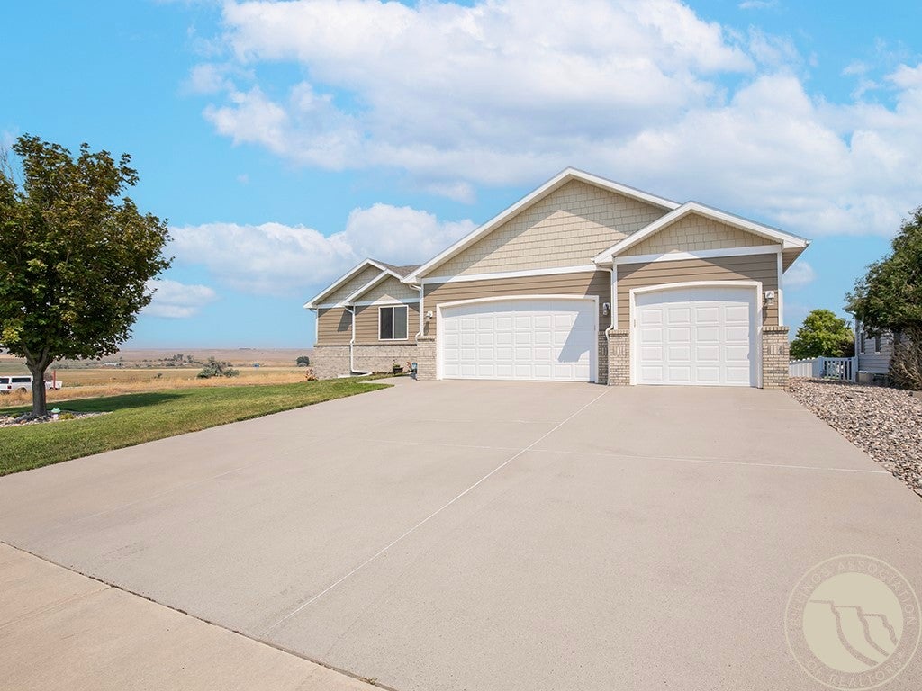 2545 Lake Heights Drive