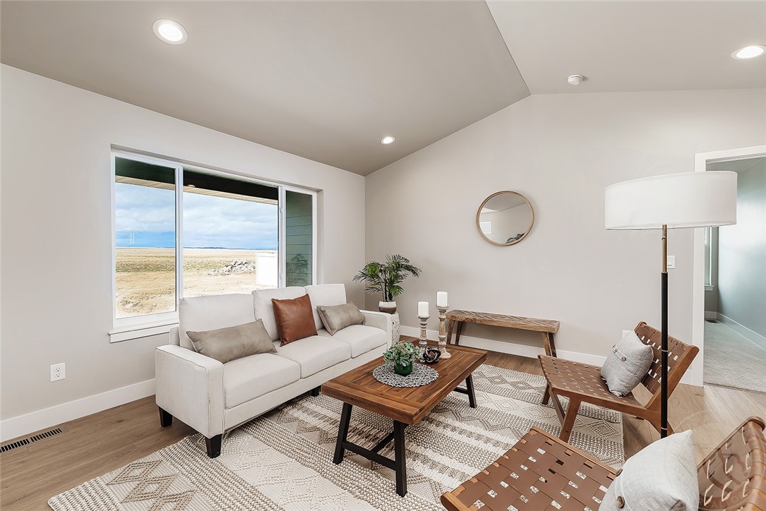 578 Chino Circle