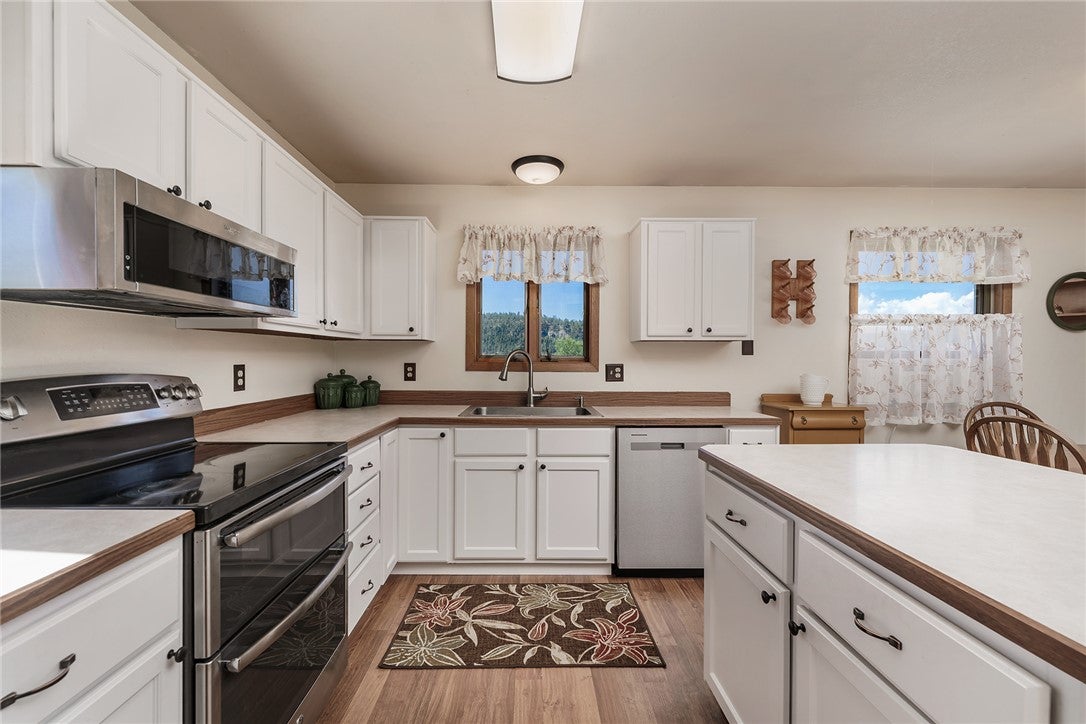 6 Eagle Mountain Road