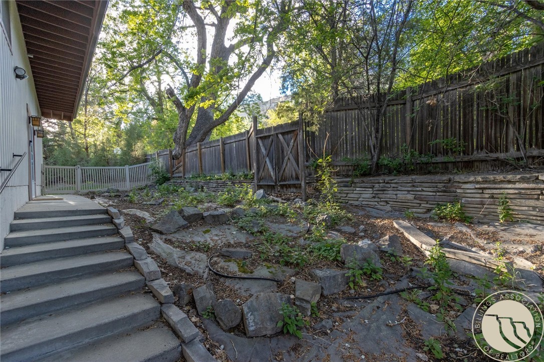3030 Smokey Lane