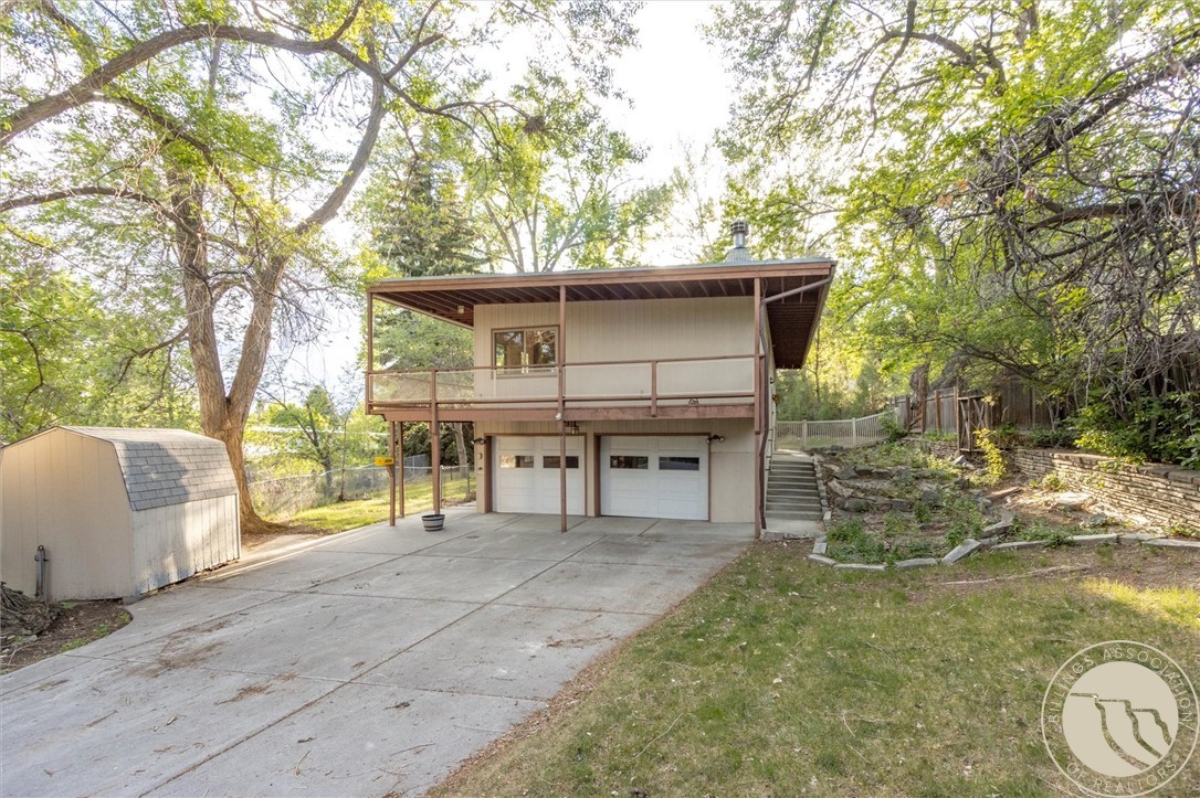 3030 Smokey Lane