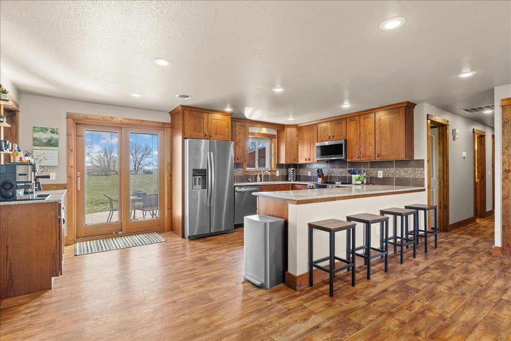 3227 S 74th Street W