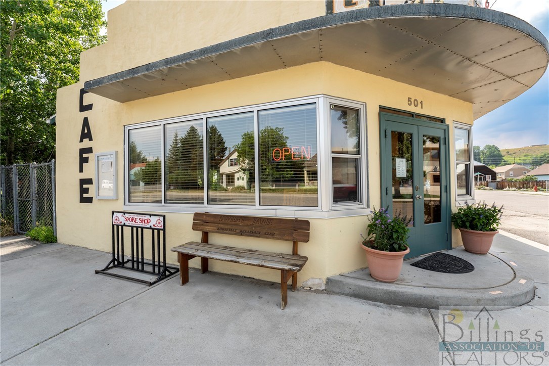 501 Word Avenue South