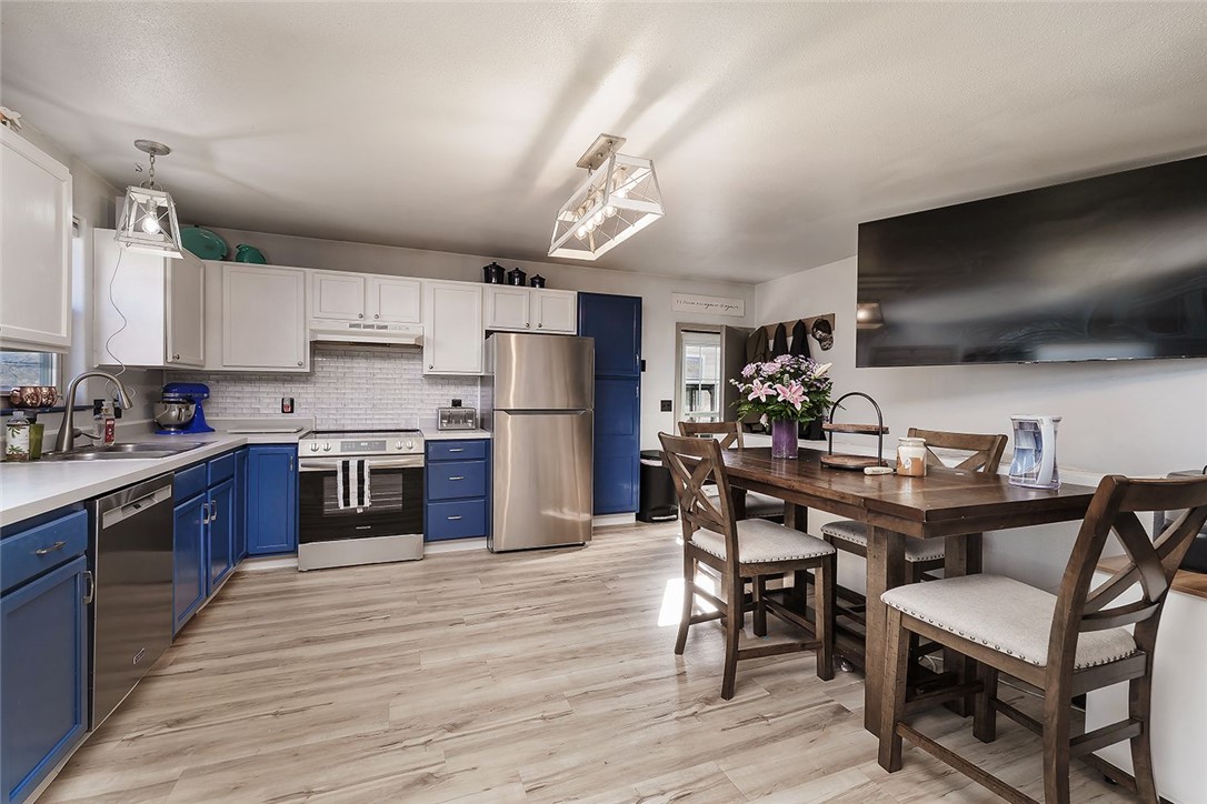 3390 Canyon Drive C19