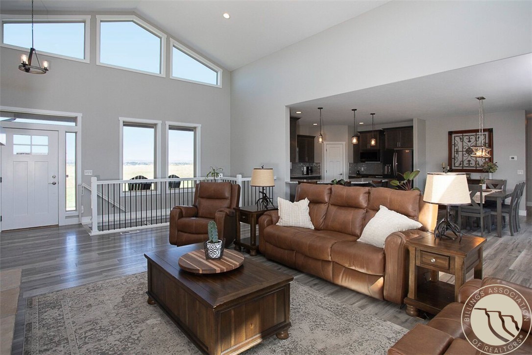 2907 Clarks Point Drive