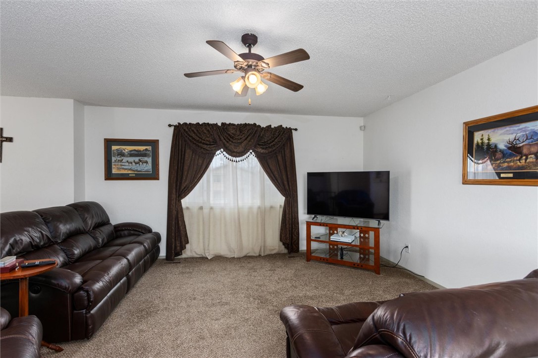 3902 Chamberlain Drive