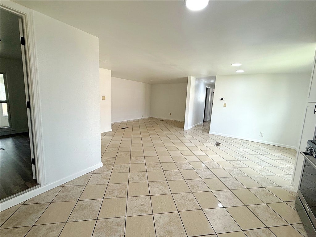 12 Golden Butte Drive