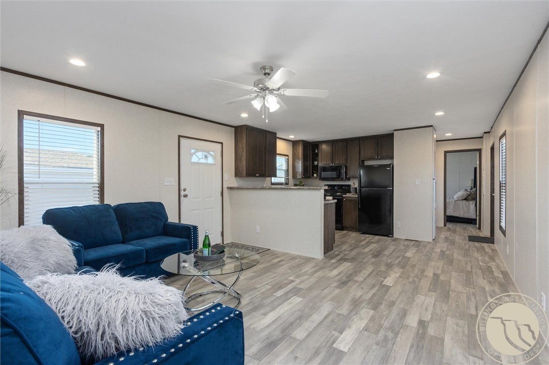2224 Highway 87 E #99