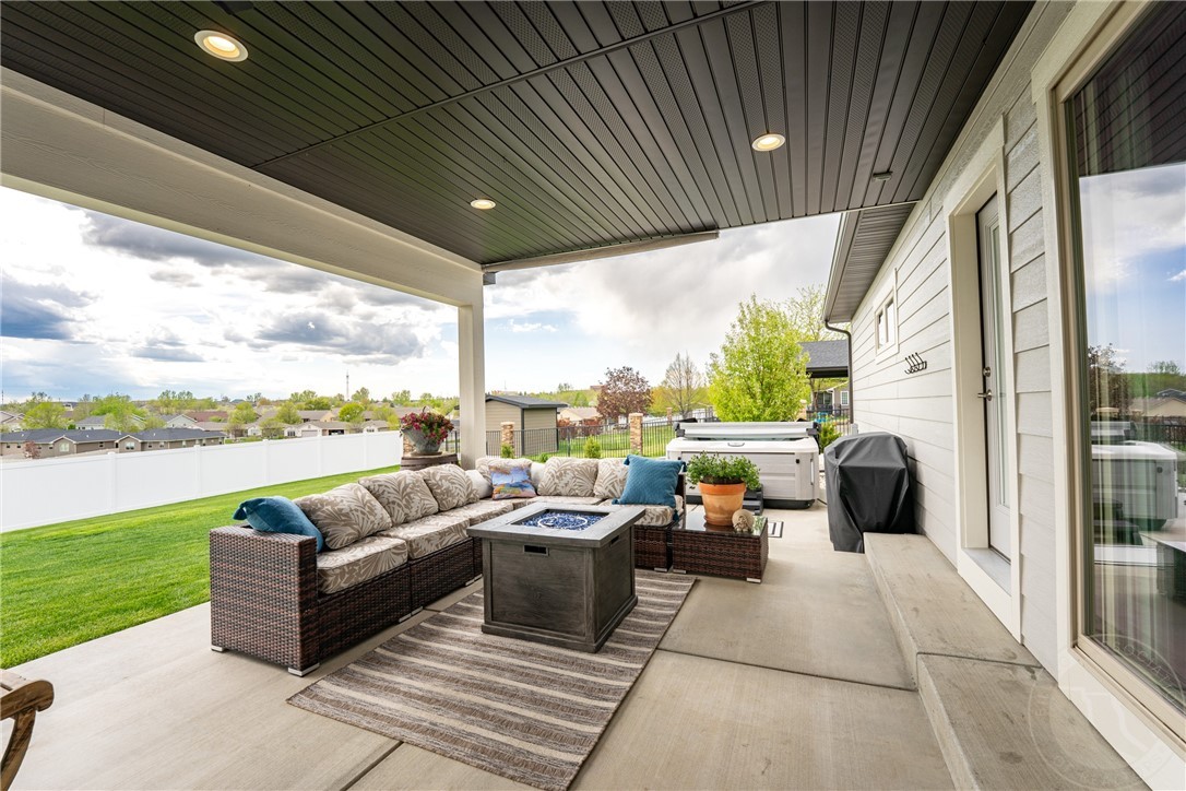 Billings, Montana 59105, United States, 6 Bedrooms Bedrooms, ,3 BathroomsBathrooms,Residential,Active,132356