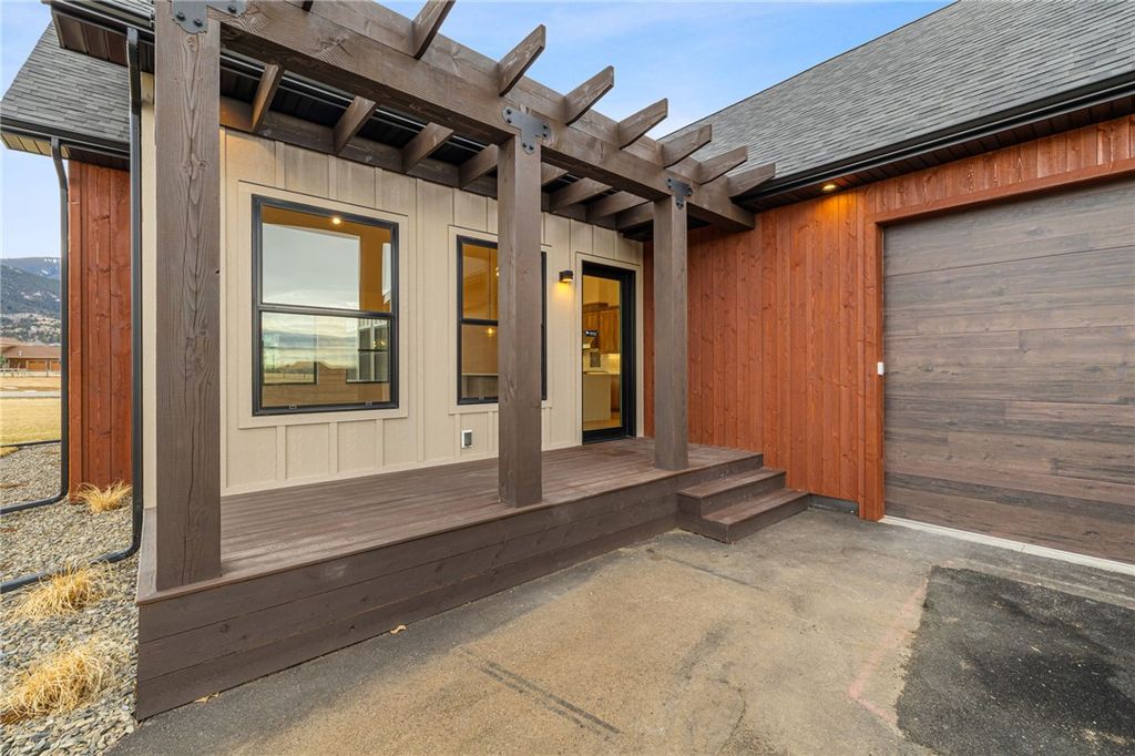 Photo of 10 Starlight Drive, Red Lodge, MT 59068 (MLS # 357197)