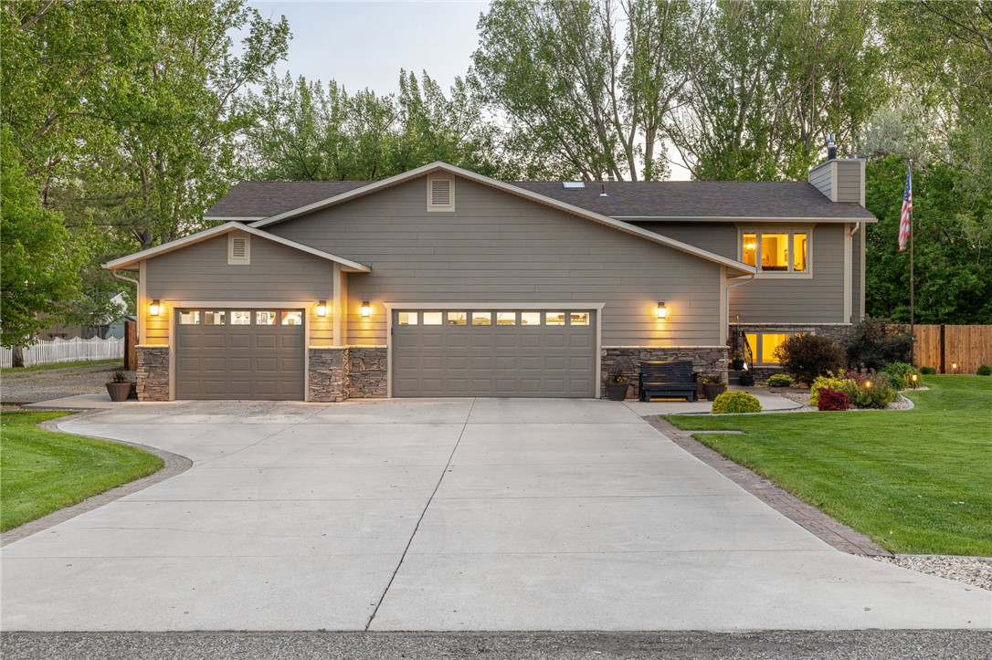 4606 Robbie Lane