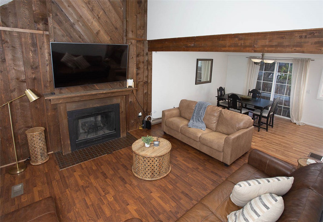 499 Greenspring Place