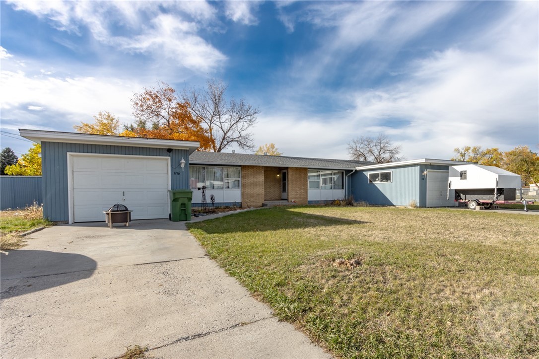 1716, 1718 Bitterroot Drive