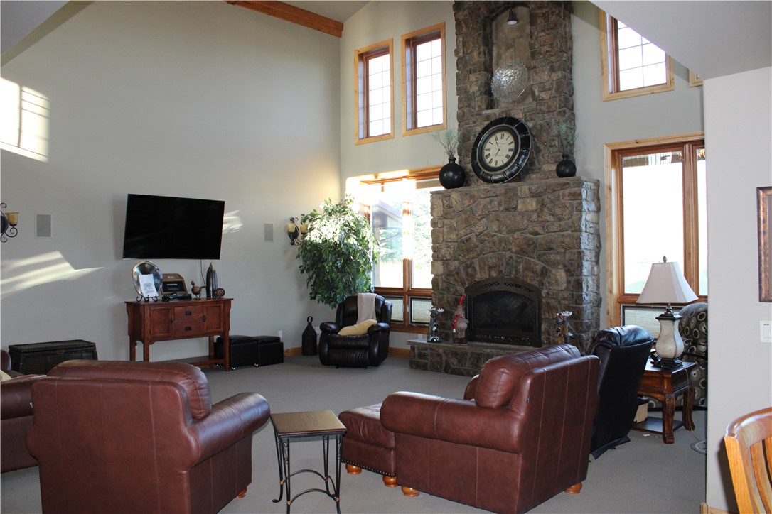 27 Creek Hill Lane