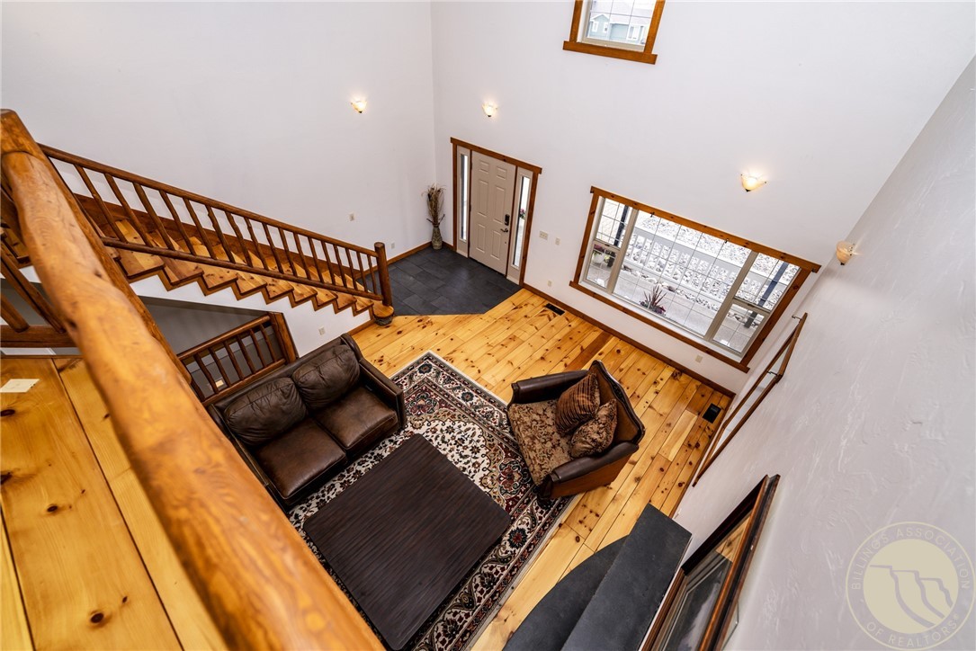 3706 IROQUOIS Trail