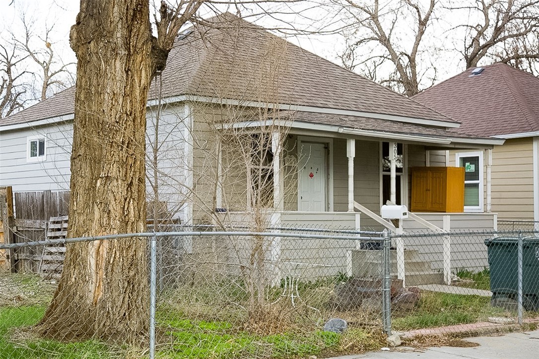 305 S 32nd Street