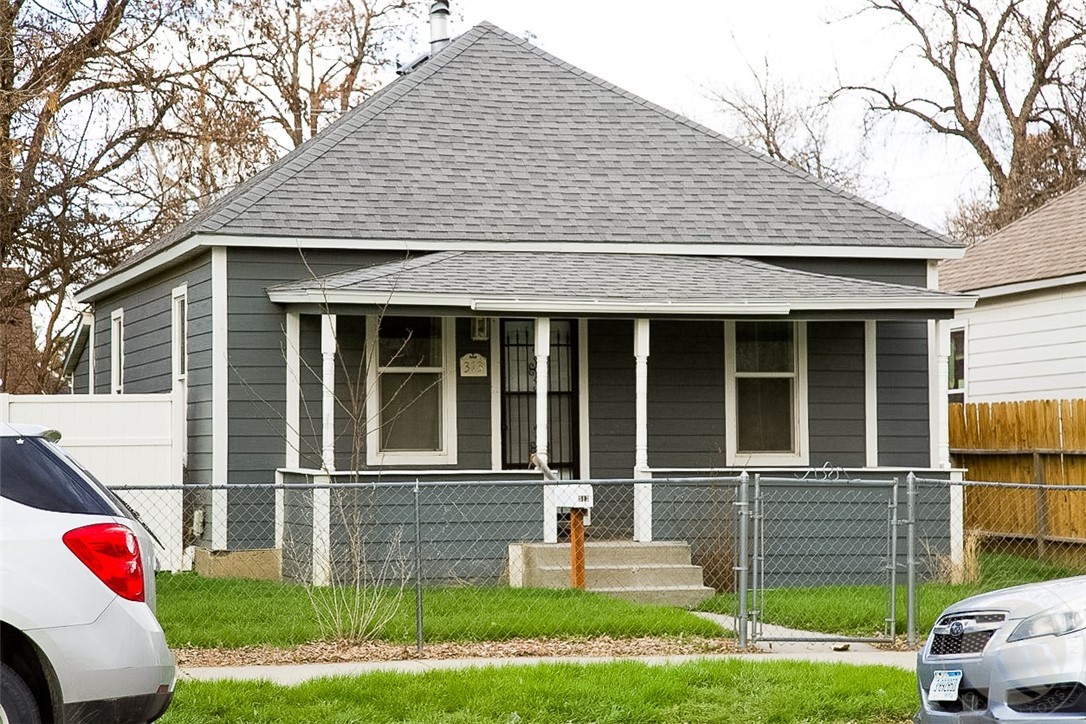 305 S 32nd Street