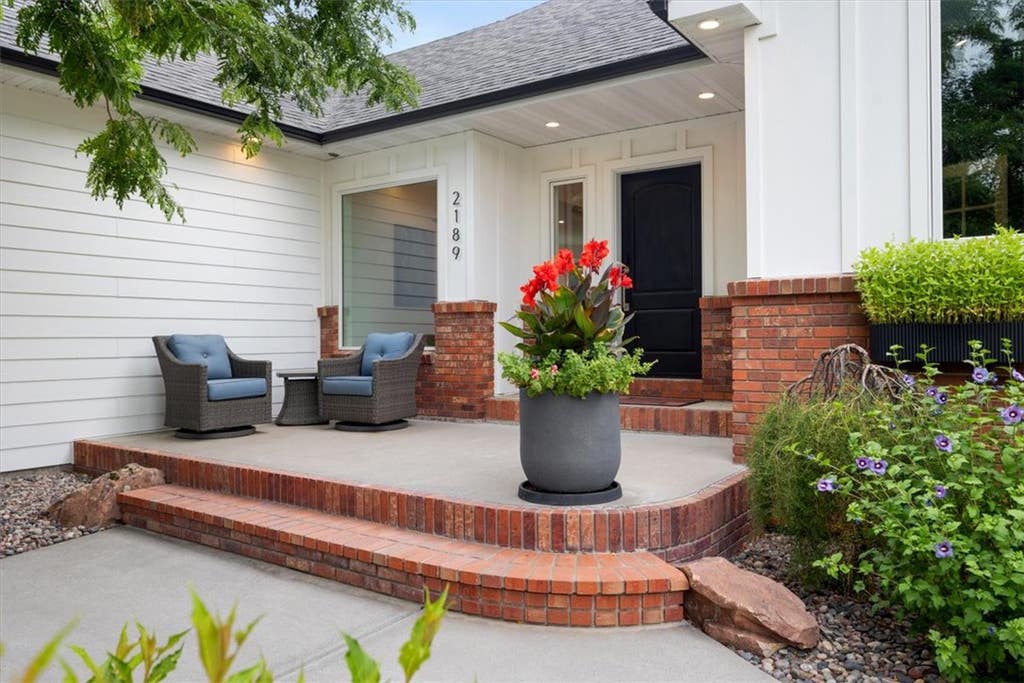 Photo of 2189 Ridgewood Lane S, Billings, MT 59106 (MLS # 361309)
