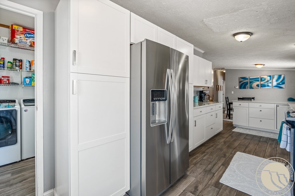 Billings, Montana 59105, United States, 3 Bedrooms Bedrooms, ,2 BathroomsBathrooms,Residential,Active,112986