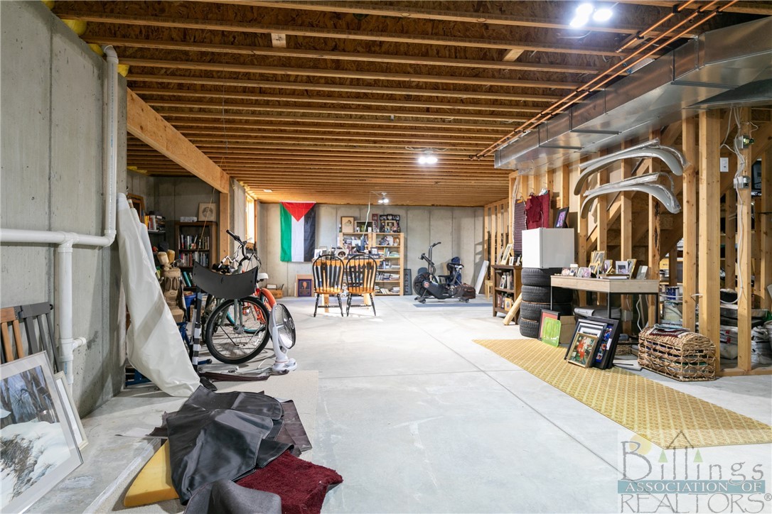 Billings, Montana 59102, United States, 4 Bedrooms Bedrooms, ,3 BathroomsBathrooms,Residential,Pending,62649