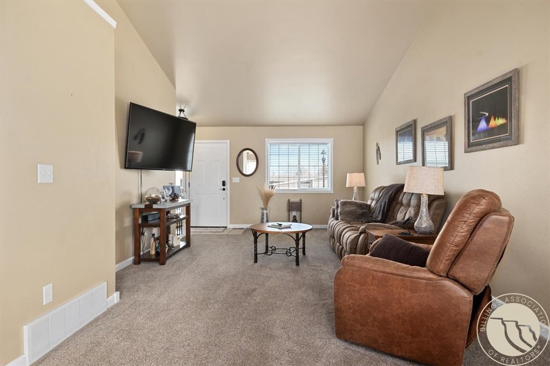 1732 Hesperia Street