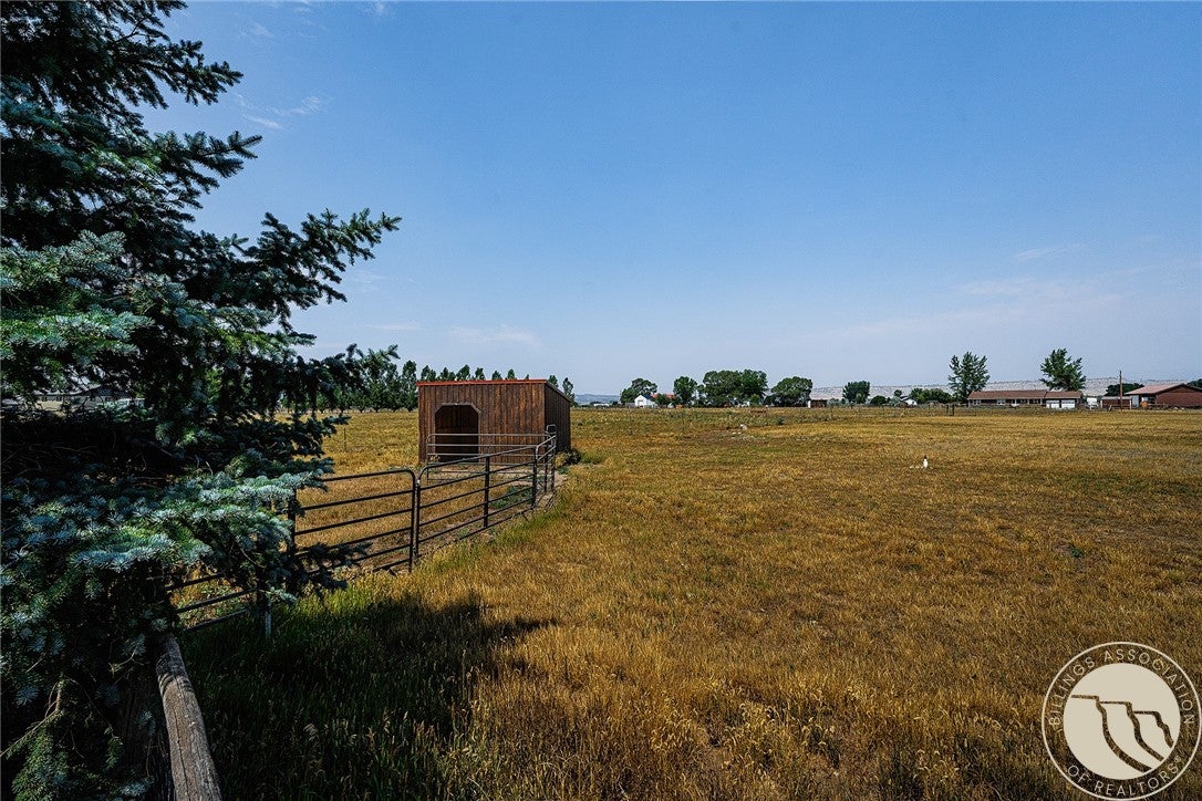 16 Yellowstone Meadows Road