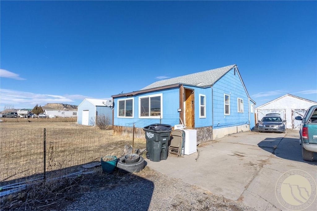 Photo of 7809 Lewis Ave Ave, Billings, MT 59106 (MLS # 357992)